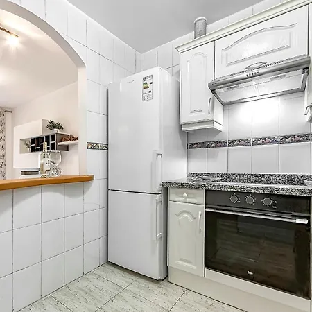 With Private Patio Apartment *